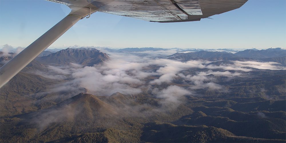Par Avion Flight Training C172 airborne 02 - 1000x500